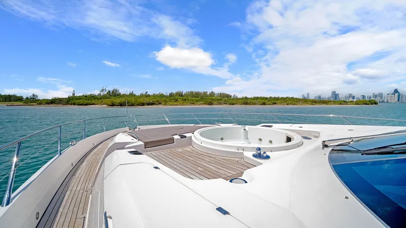 Slide: The Image of Sunseeker 80 Predator 2013 - 11