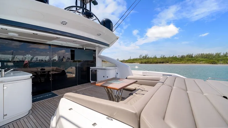 Slide: The Image of Sunseeker 80 Predator 2013 - 15