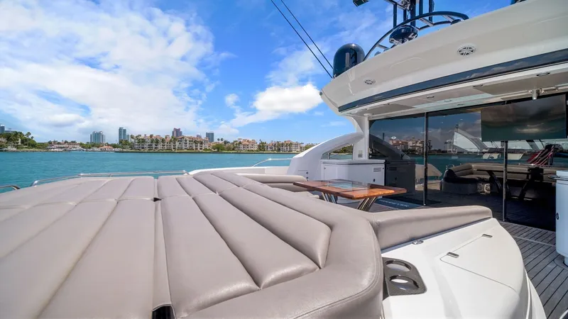 Slide: The Image of Sunseeker 80 Predator 2013 - 16