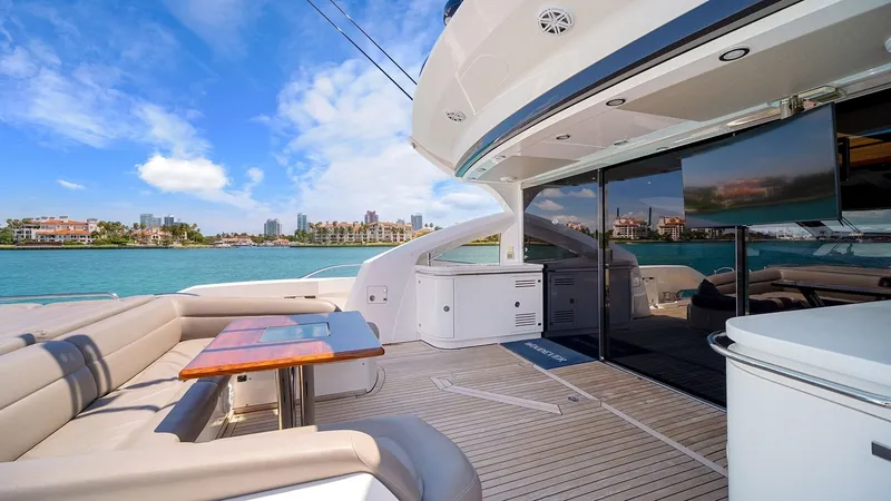 Slide: The Image of Sunseeker 80 Predator 2013 - 17