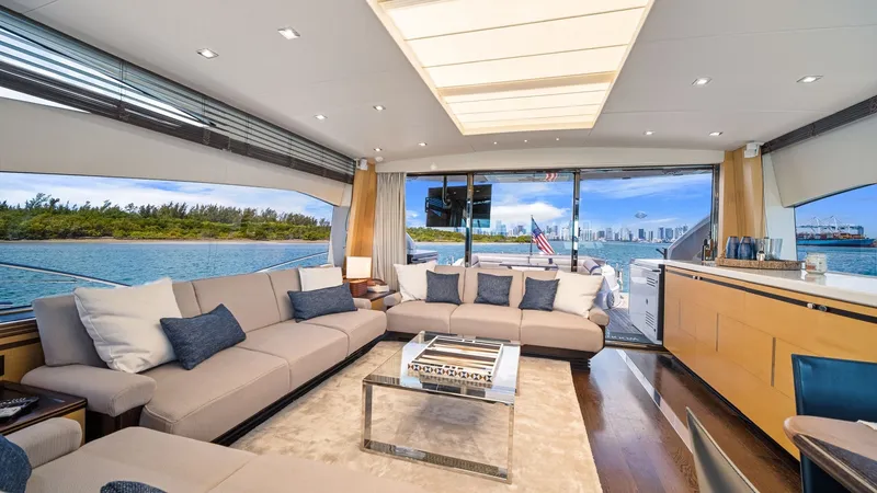 Slide: The Image of Sunseeker 80 Predator 2013 - 19