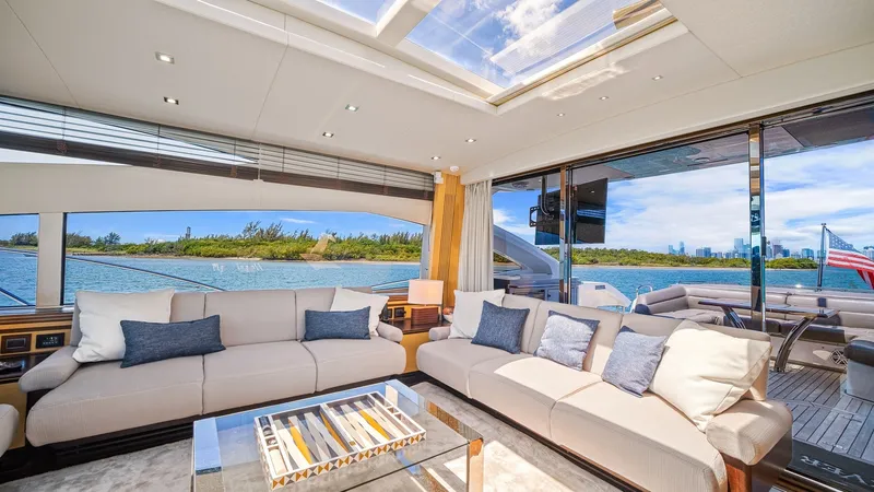 Slide: The Image of Sunseeker 80 Predator 2013 - 21