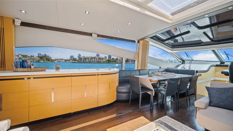 Slide: The Image of Sunseeker 80 Predator 2013 - 24