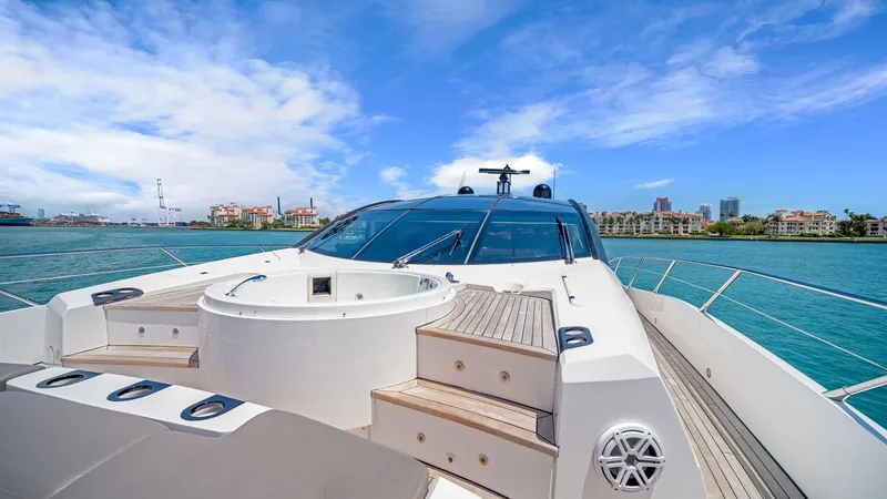 Slide: The Image of Sunseeker 80 Predator 2013 - 9