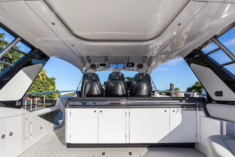 Slide: The Image of Azimut Azimut Verde 47 2022 - 12