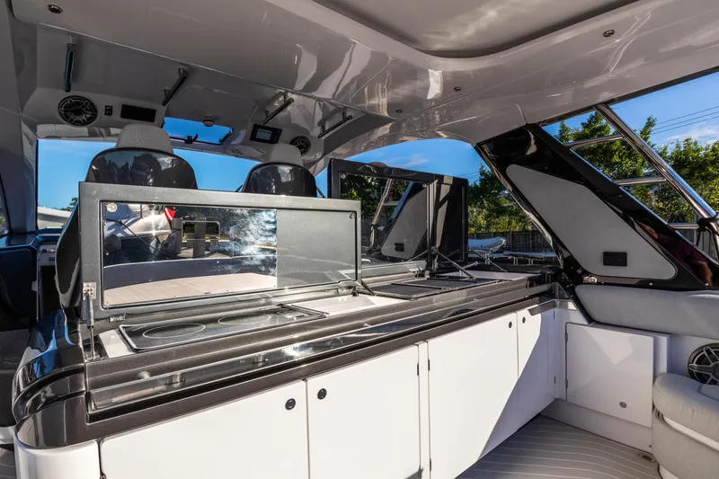 Slide: The Image of Azimut Azimut Verde 47 2022 - 13