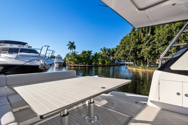 Slide: The Image of Azimut Azimut Verde 47 2022 - 16