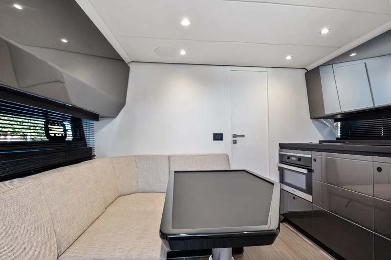 Slide: The Image of Azimut Azimut Verde 47 2022 - 20