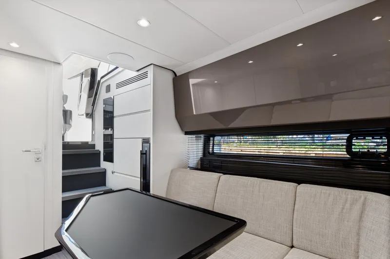 Slide: The Image of Azimut Azimut Verde 47 2022 - 21