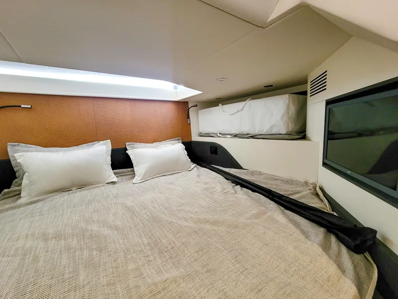 Slide: The Image of Azimut Azimut Verde 47 2022 - 28