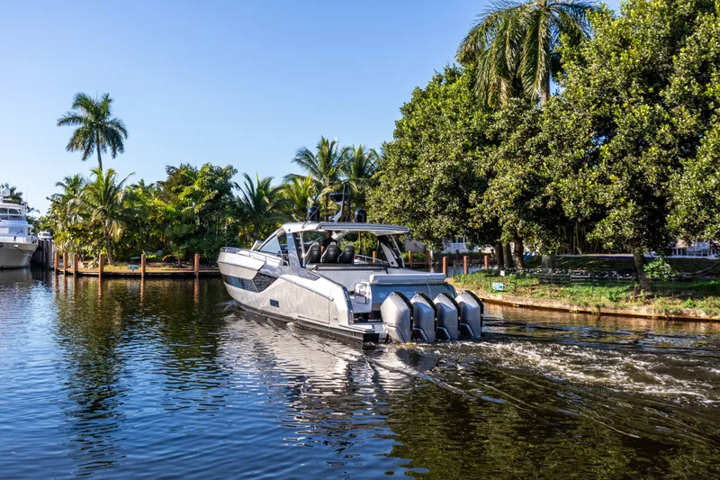 Slide: The Image of Azimut Azimut Verde 47 2022 - 3