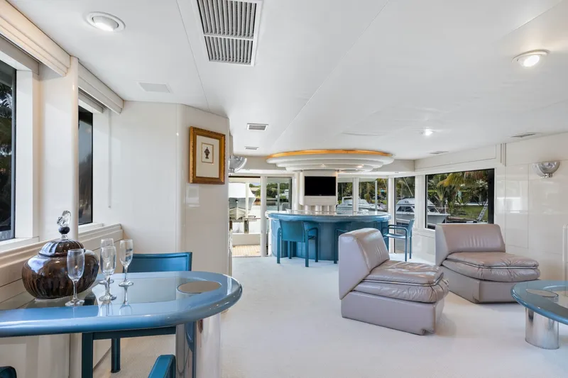 Slide: The Image of Oceanfast Motor Yacht 1989 - 24