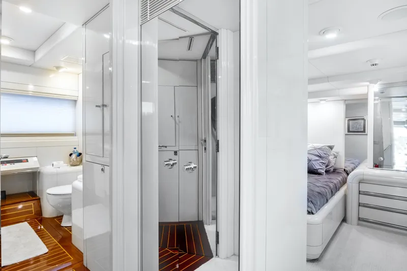 Slide: The Image of Oceanfast Motor Yacht 1989 - 42