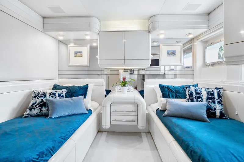 Slide: The Image of Oceanfast Motor Yacht 1989 - 52