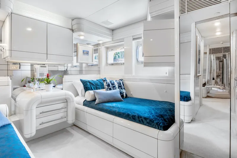 Slide: The Image of Oceanfast Motor Yacht 1989 - 53