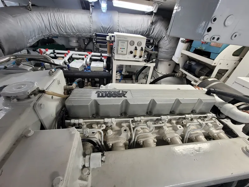 Slide: The Image of Oceanfast Motor Yacht 1989 - 66