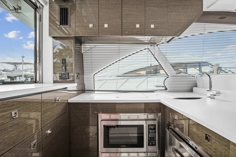 Slide: The Image of Cruisers Yachts 50 Cantius 2019 - 19