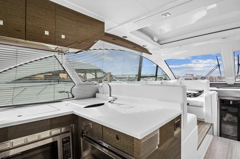 Slide: The Image of Cruisers Yachts 50 Cantius 2019 - 21