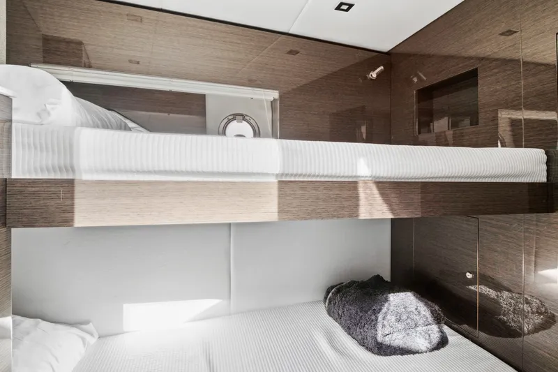 Slide: The Image of Cruisers Yachts 50 Cantius 2019 - 35