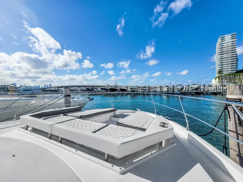 Slide: The Image of Cruisers Yachts 50 Cantius 2019 - 4