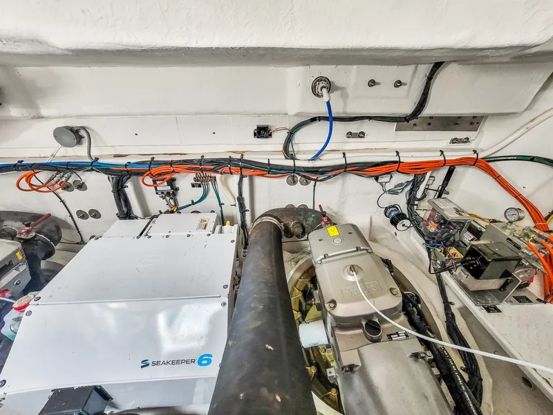 Slide: The Image of Cruisers Yachts 50 Cantius 2019 - 40