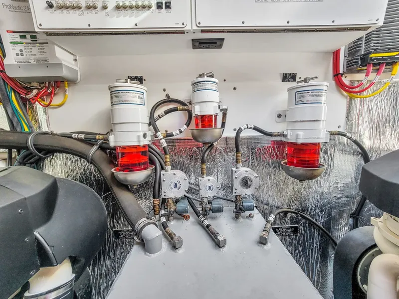 Slide: The Image of Cruisers Yachts 50 Cantius 2019 - 45
