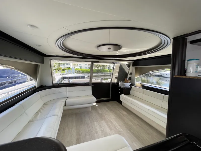 Slide: The Image of Ferretti 680 2001 - 14