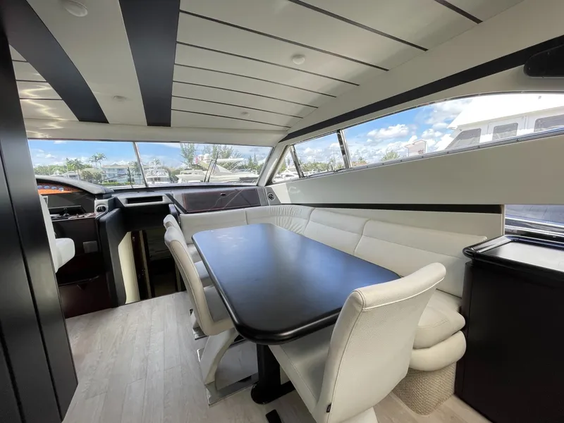 Slide: The Image of Ferretti 680 2001 - 17
