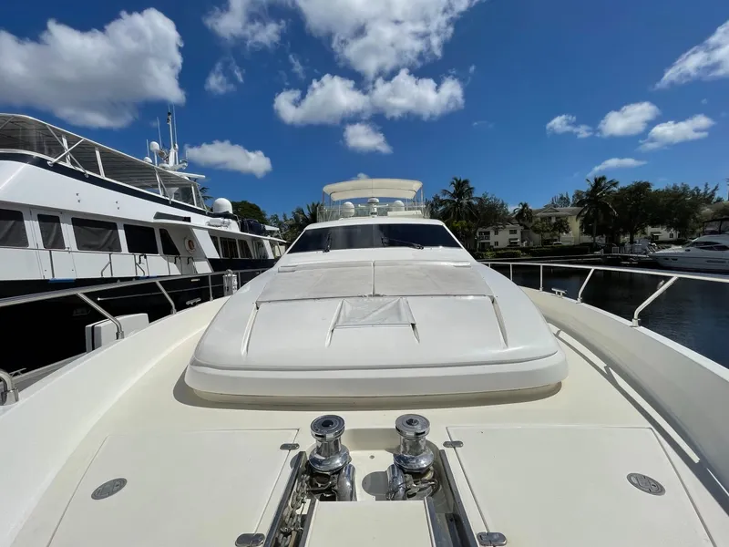 Slide: The Image of Ferretti 680 2001 - 3