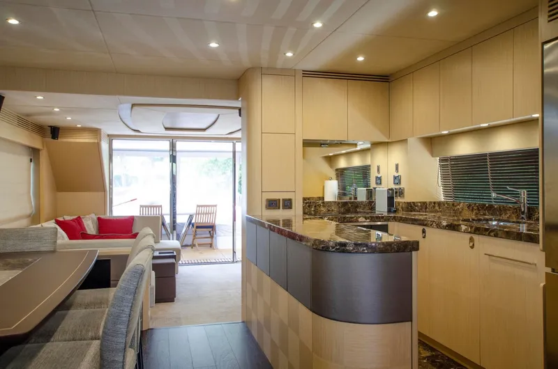 Slide: The Image of Sunseeker 75 Yacht 2018 - 10