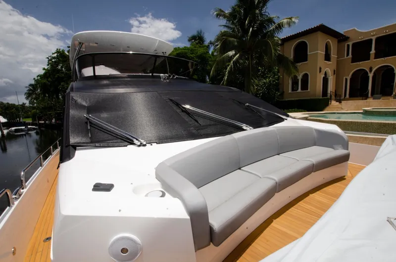 Slide: The Image of Sunseeker 75 Yacht 2018 - 2