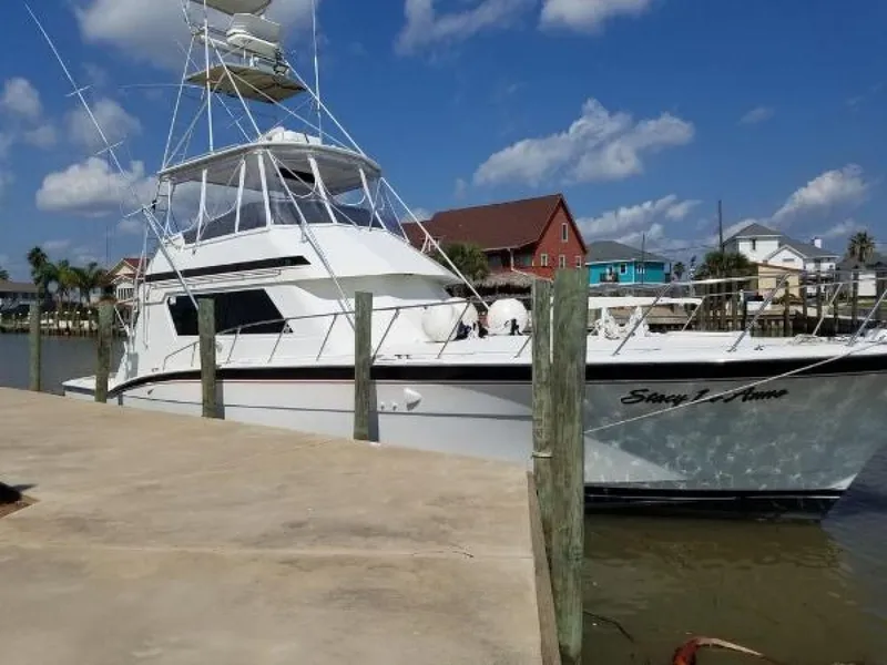 The Image of Hatteras Convertible 1988 - 0