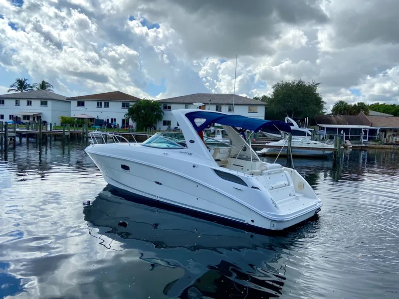 Slide: The Image of Sea Ray 310 Sundancer 2013 - 2