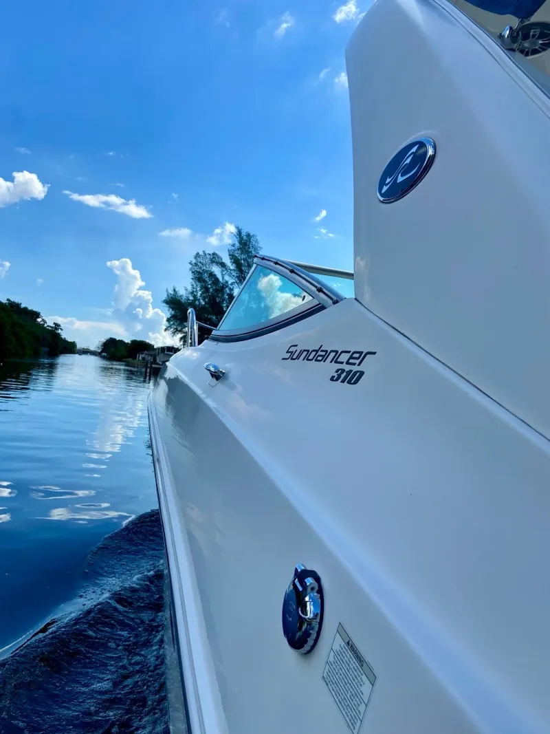Slide: The Image of Sea Ray 310 Sundancer 2013 - 6