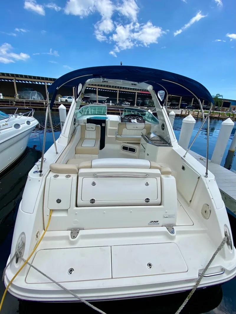 Slide: The Image of Sea Ray 310 Sundancer 2013 - 7