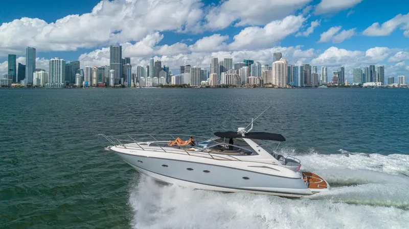 The Image of Sunseeker Portofino 46 2006 - 0