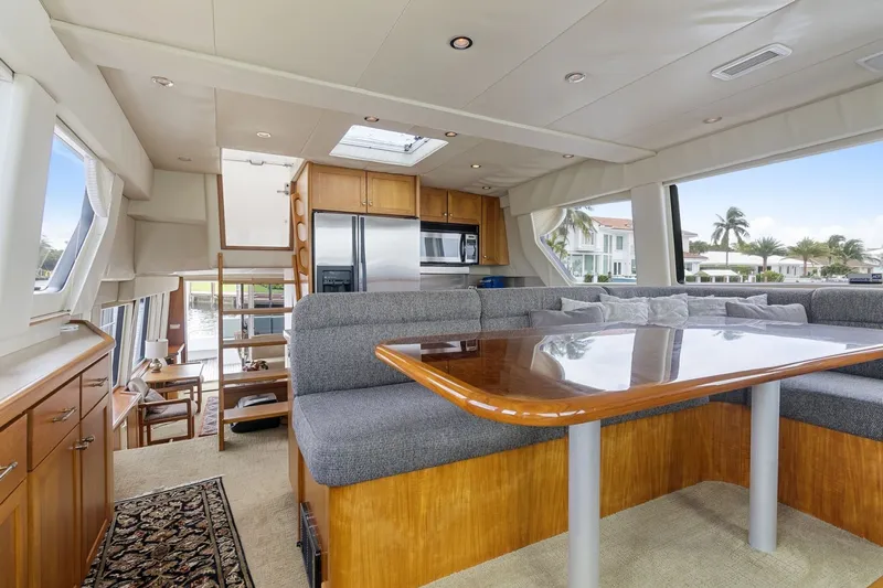 Slide: The Image of Pacific Mariner 65 Motoryacht 2000 - 24