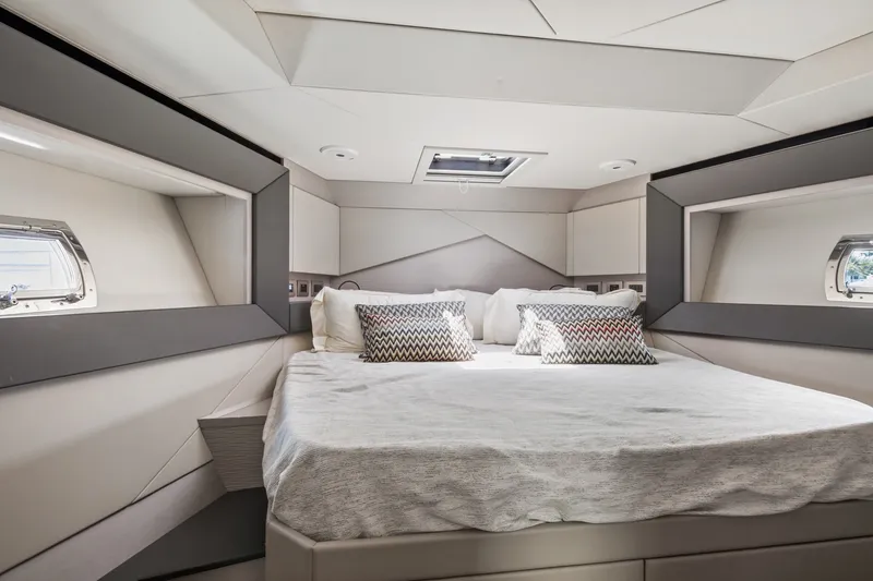 Slide: The Image of Pershing 7X 2020 - 29