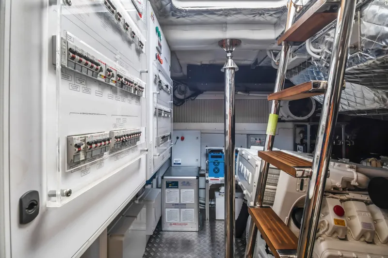 Slide: The Image of Pershing 7X 2020 - 37