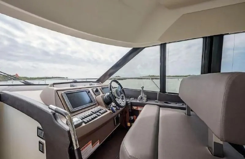 Slide: The Image of Prestige 550 2015 - 14