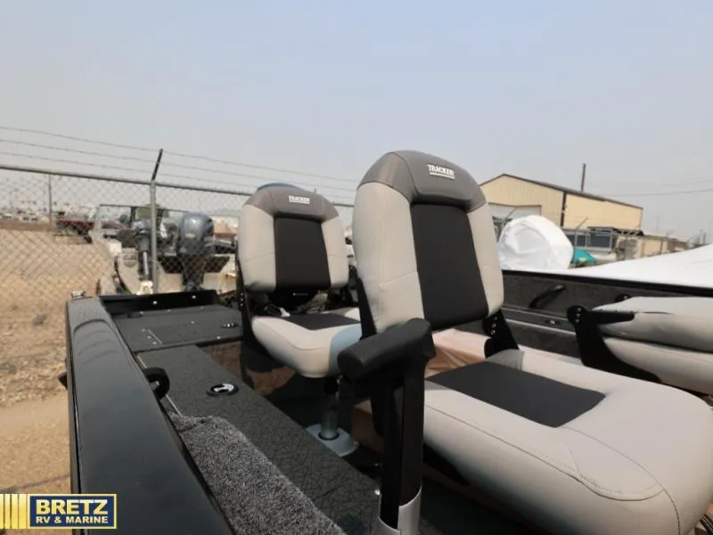 Slide: The Image of Tracker V-16 WT 2027 - 20