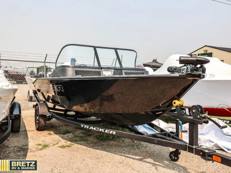 Slide: The Image of Tracker V-16 WT 2027 - 3