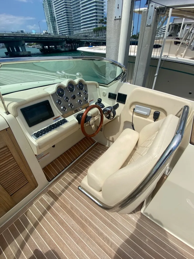 Slide: The Image of Chris-Craft Corsair 34 2018 - 12