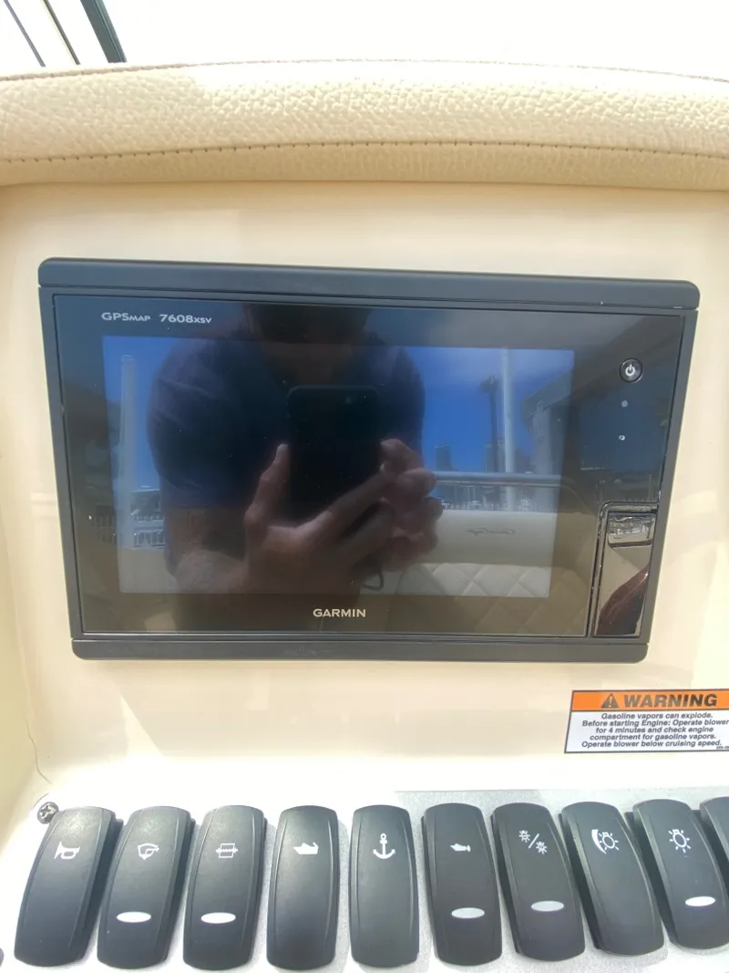Slide: The Image of Chris-Craft Corsair 34 2018 - 17