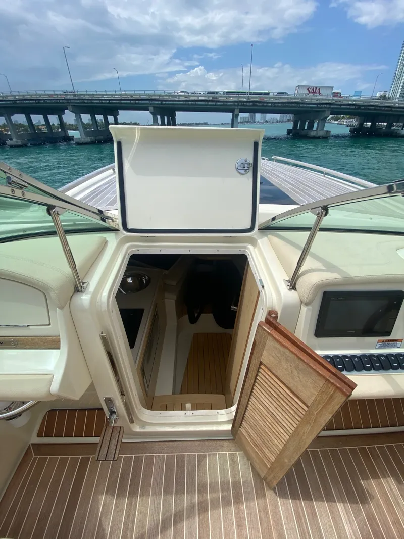 Slide: The Image of Chris-Craft Corsair 34 2018 - 29