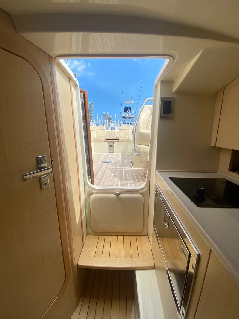 Slide: The Image of Chris-Craft Corsair 34 2018 - 31