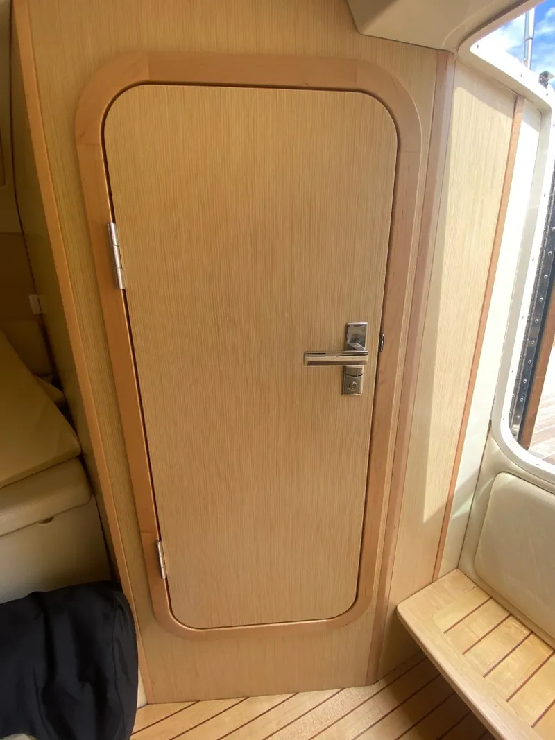 Slide: The Image of Chris-Craft Corsair 34 2018 - 32