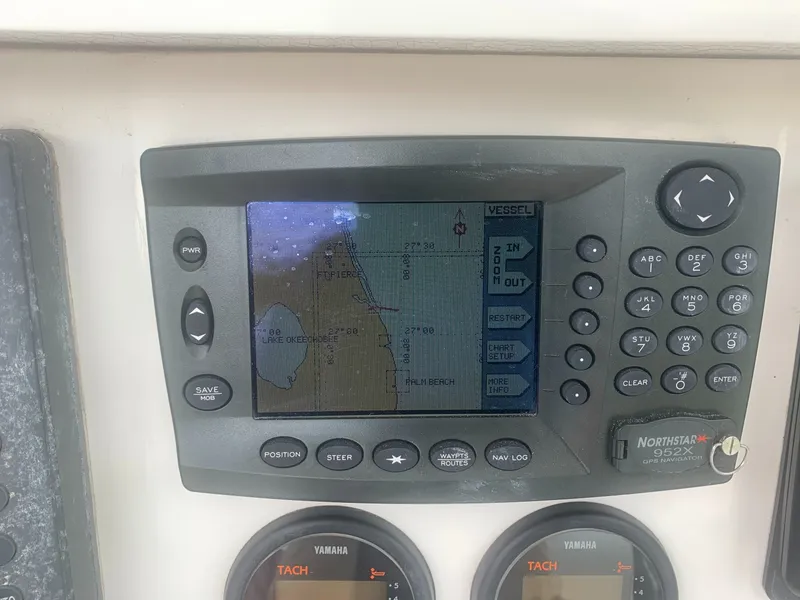 Slide: The Image of Venture 34 Center Console 2001 - 6