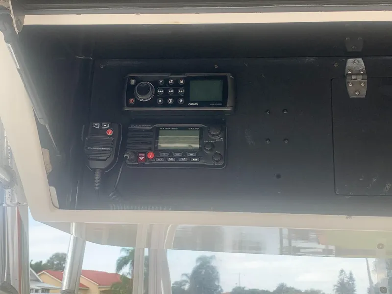 Slide: The Image of Venture 34 Center Console 2001 - 8