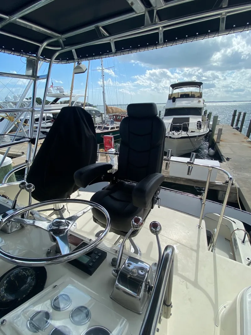 Slide: The Image of Hatteras Sport Fish Convertible 1986 - 4